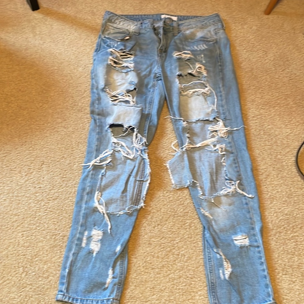 women’s straight leg ripped jeans light blue denim distressed